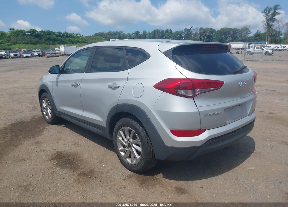 2018 HYUNDAI TUCSON SE VIN: KM8J2CA47JU653416