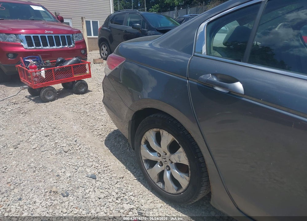 2008 HONDA ACCORD 2.4 EX VIN: 1HGCP26718A049949