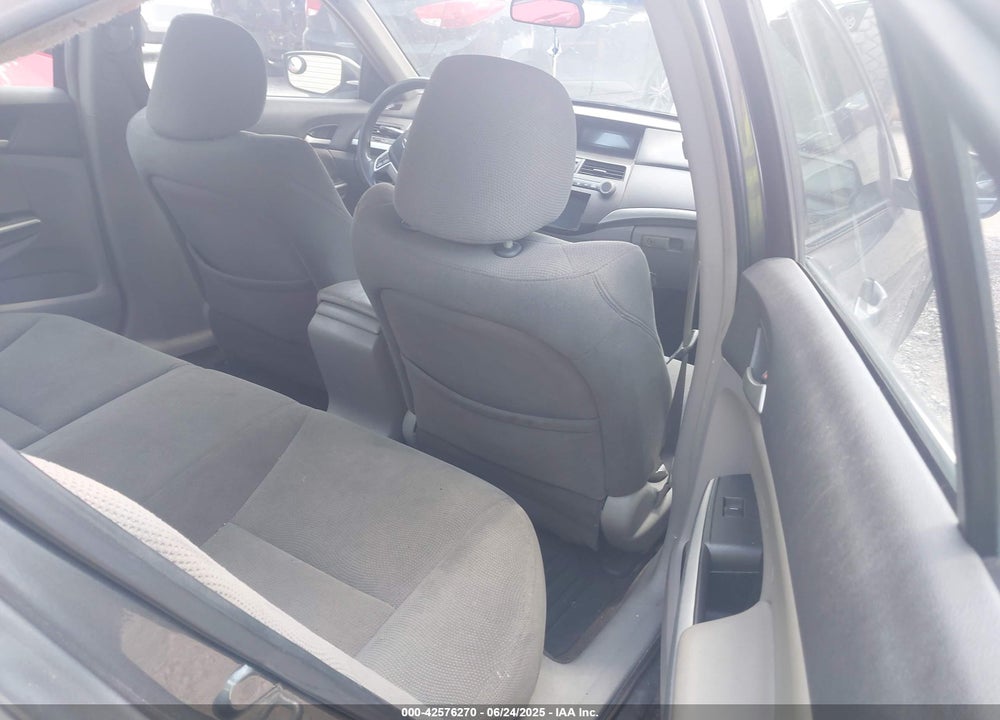 2008 HONDA ACCORD 2.4 EX VIN: 1HGCP26718A049949