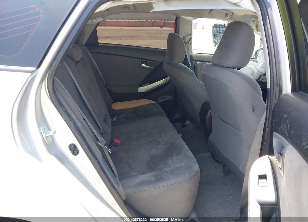 2015 TOYOTA PRIUS VIN: JTDKN3DU6F1997100