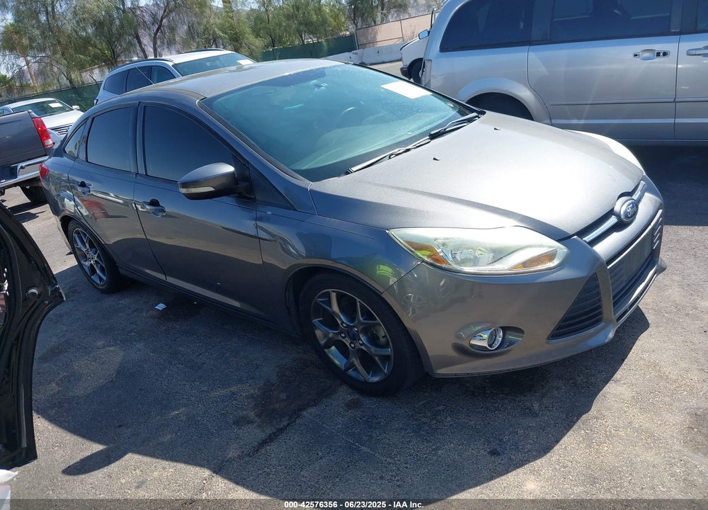 2014 FORD FOCUS SE VIN: 1FADP3F24EL262977