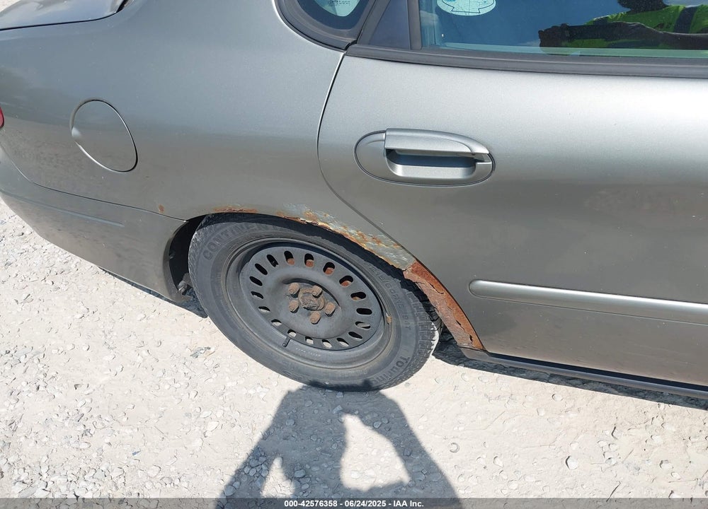 2002 FORD TAURUS LX VIN: 1FAFP52UX2A258550