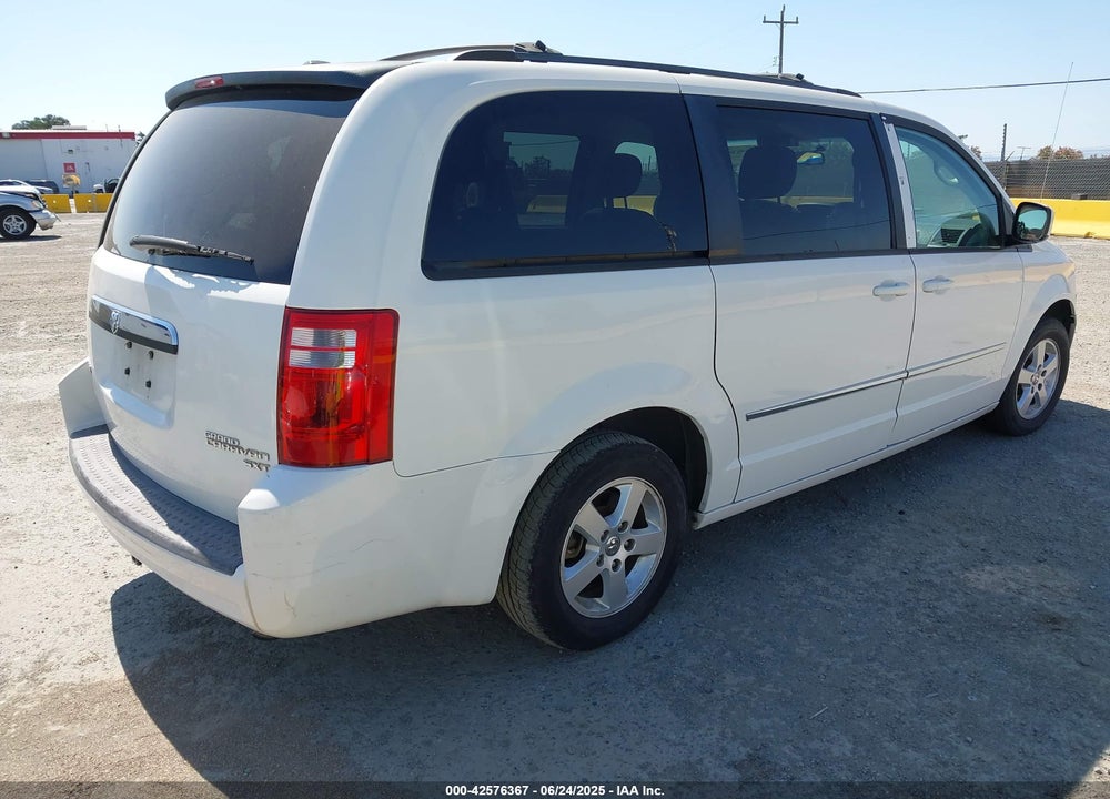 2010 DODGE GRAND CARAVAN SXT VIN: 2D4RN5D19AR155035