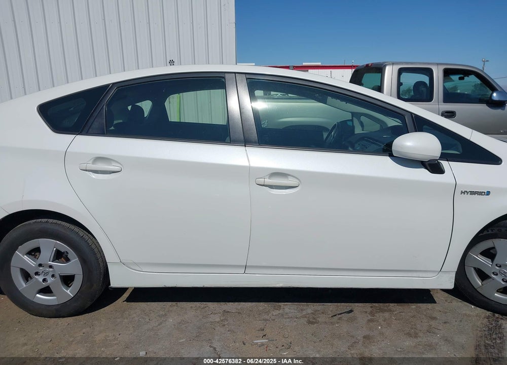 2010 TOYOTA PRIUS II VIN: JTDKN3DU4A0130003