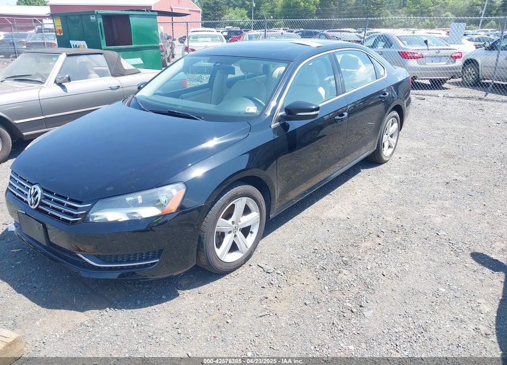 2013 VOLKSWAGEN PASSAT VIN: 1VWBN7A37DC038063