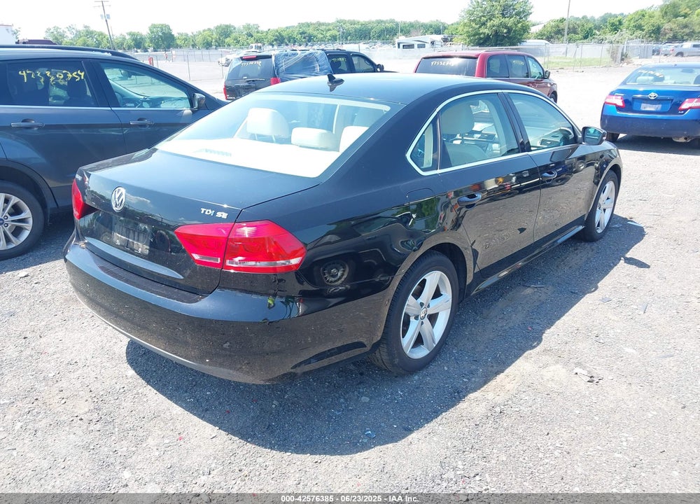 2013 VOLKSWAGEN PASSAT VIN: 1VWBN7A37DC038063