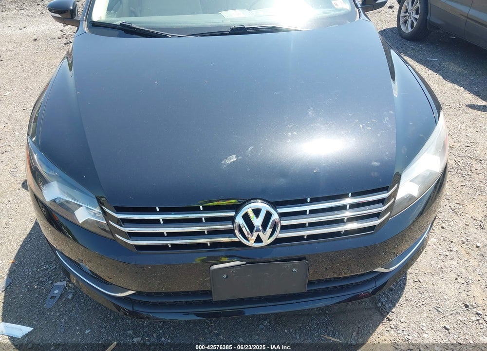 2013 VOLKSWAGEN PASSAT VIN: 1VWBN7A37DC038063