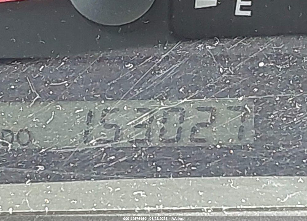 2002 TOYOTA CAMRY LE VIN: JTDBE32KX20111488