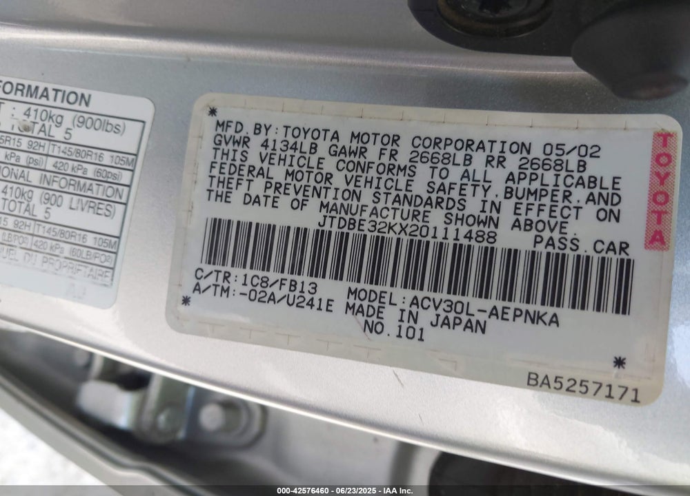 2002 TOYOTA CAMRY LE VIN: JTDBE32KX20111488