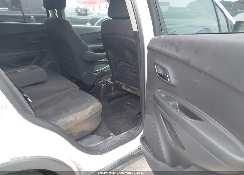 2016 CHEVROLET TRAX VIN: 3GNCJNSB9GL141255