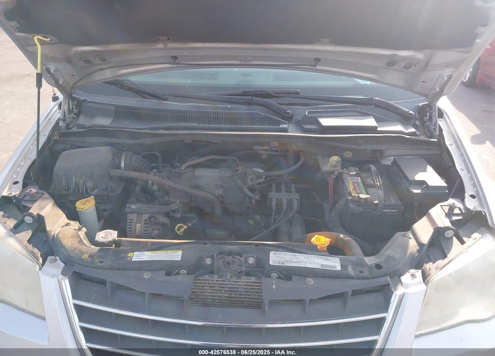 2010 CHRYSLER TOWN & COUNTRY TOURING VIN: 2A4RR5D1XAR492034