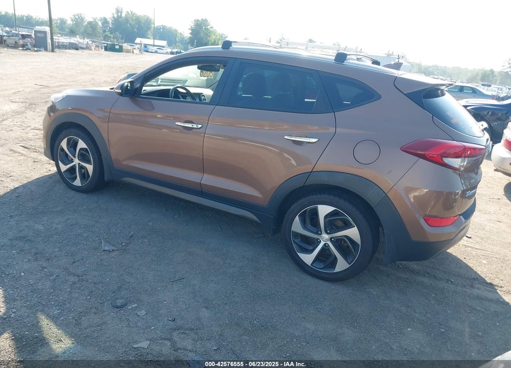 2016 HYUNDAI TUCSON VIN: KM8J33A28GU196720