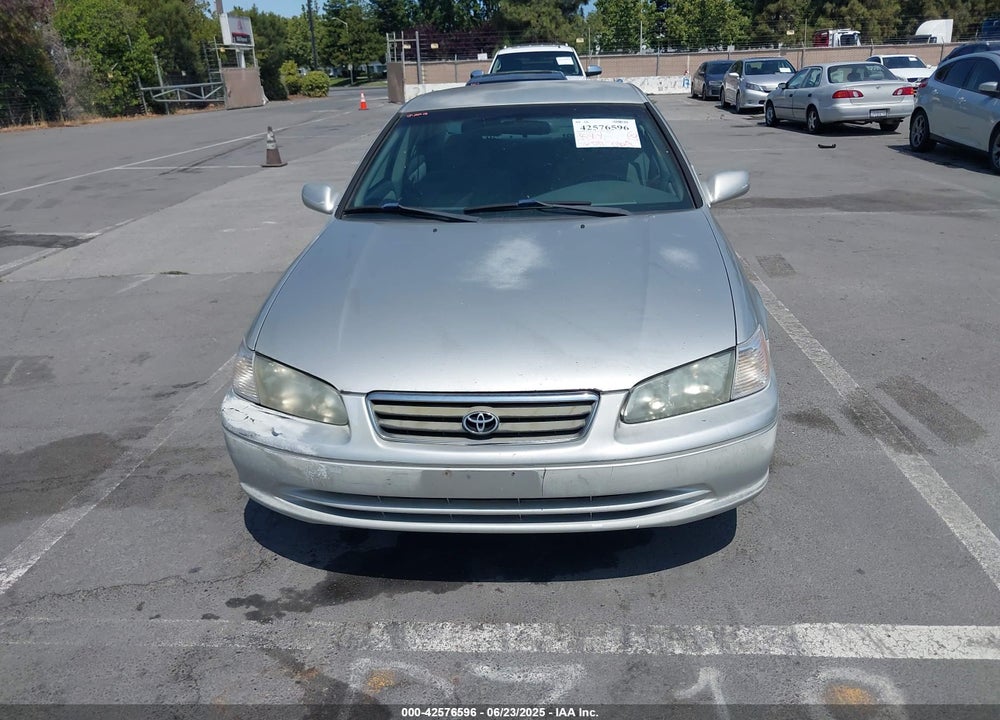 2001 TOYOTA CAMRY LE VIN: 4T1BG22K01U101673