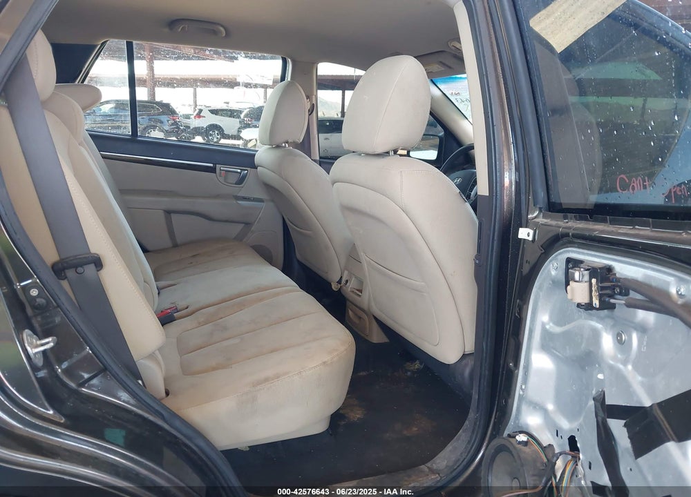 2011 HYUNDAI SANTA FE VIN: 5XYZG3AB7BG004287