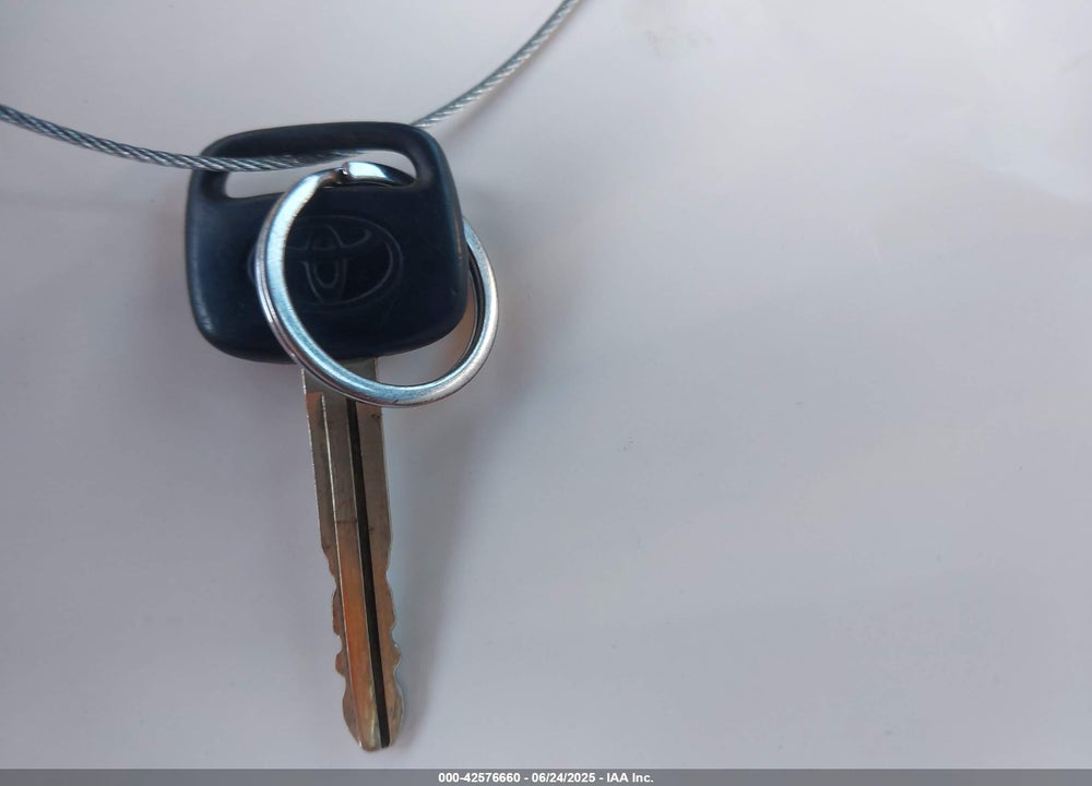 2002 TOYOTA RAV4 VIN: JTEGH20V920078211