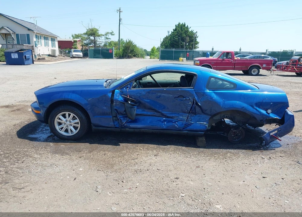 2007 FORD MUSTANG VIN: 1ZVFT80N275369254