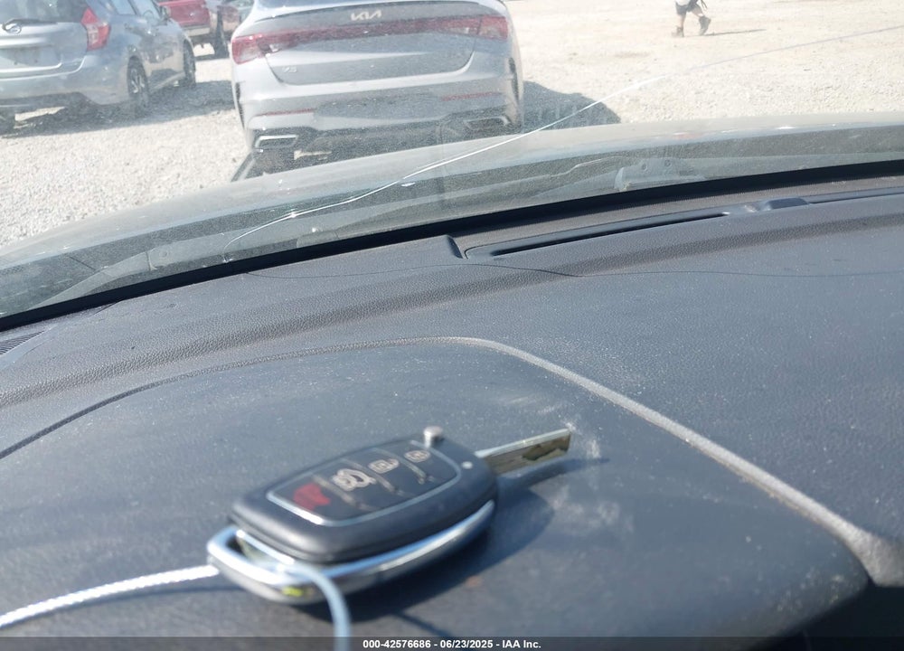 2015 HYUNDAI SONATA VIN: 5NPE24AF9FH131577