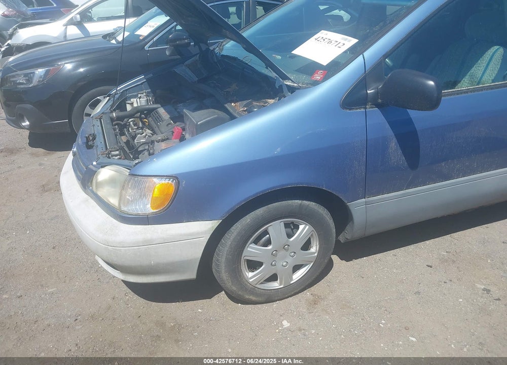 2001 TOYOTA SIENNA CE VIN: 4T3ZF19C51U399333