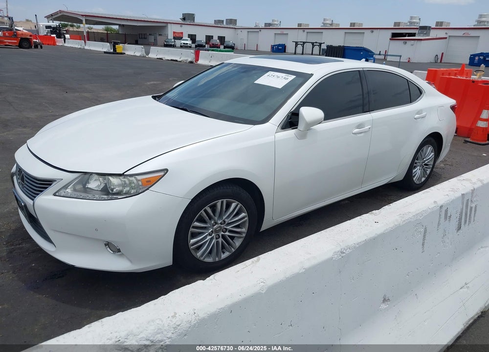 2014 LEXUS ES VIN: JTHBK1GG7E2101851