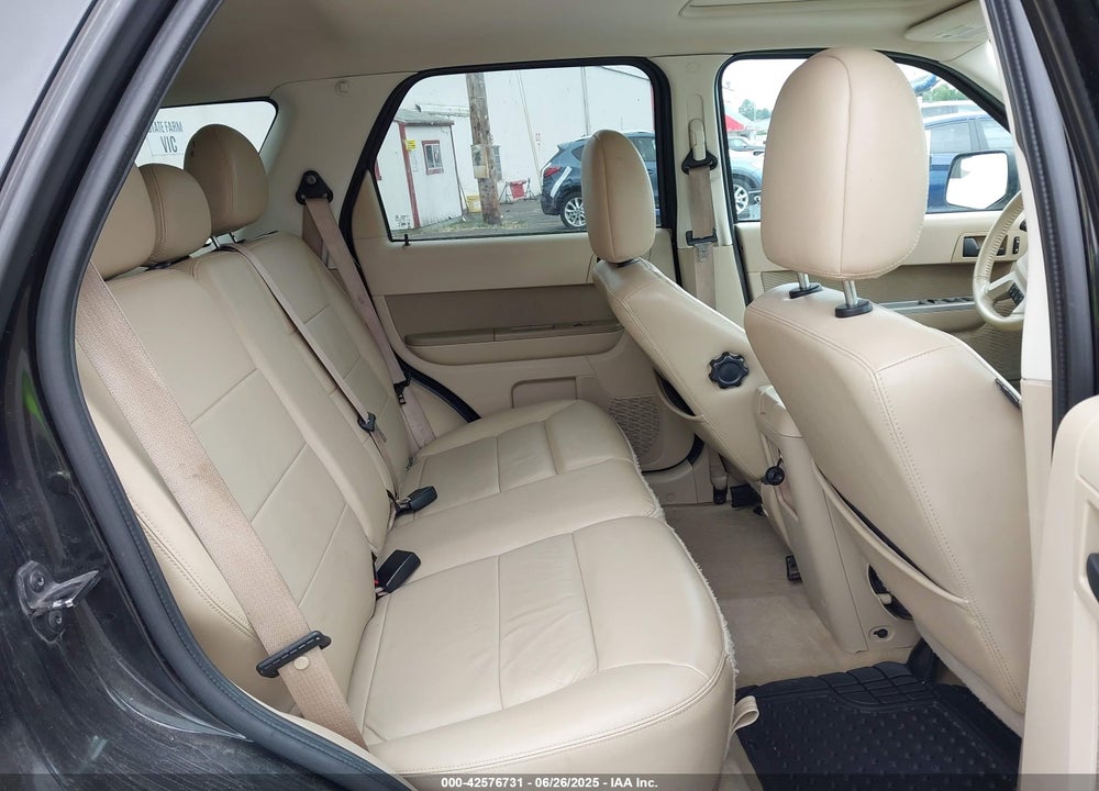 2011 FORD ESCAPE XLT VIN: 1FMCU9D74BKB37023