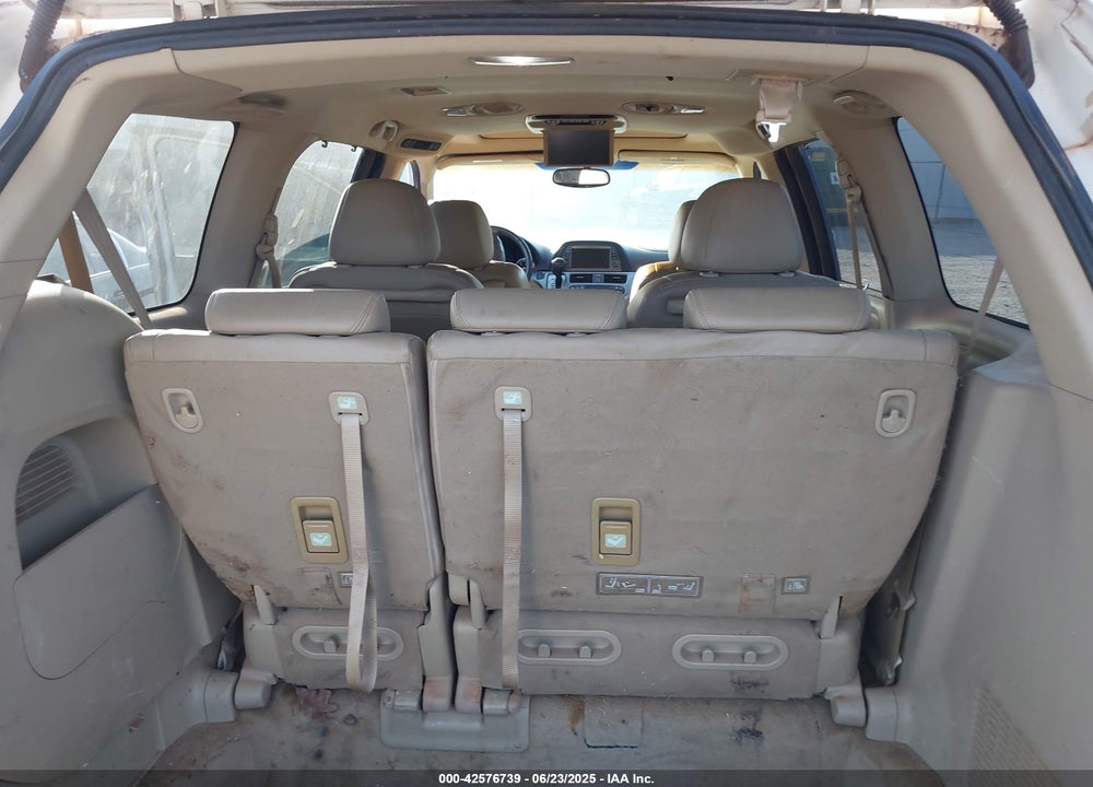2008 HONDA ODYSSEY EX-L VIN: 5FNRL387X8B059006