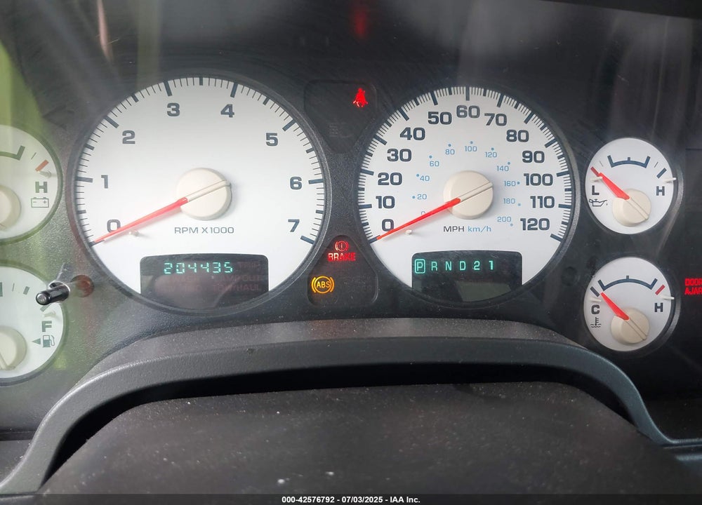 2004 DODGE RAM 1500 ST VIN: 1D7HA18N94S735789