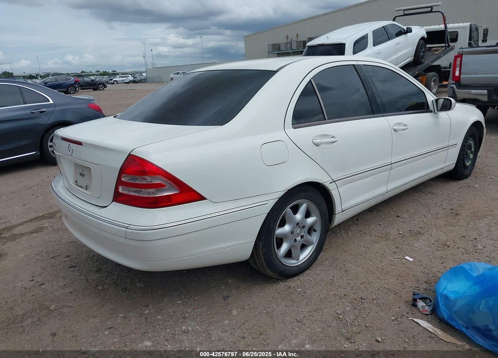 2004 MERCEDES-BENZ C 240 VIN: WDBRF61J14E016229