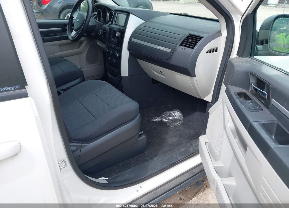 2010 DODGE GRAND CARAVAN SE VIN: 2D4RN4DE1AR483692