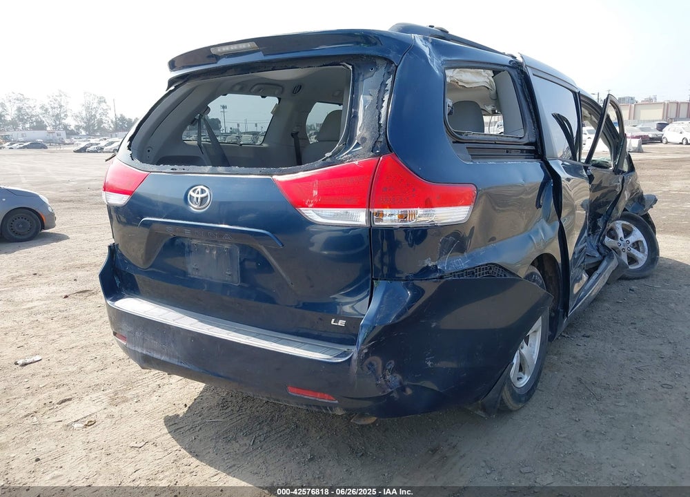 2012 TOYOTA SIENNA LE V6 8 PASSENGER VIN: 5TDKK3DC7CS236218