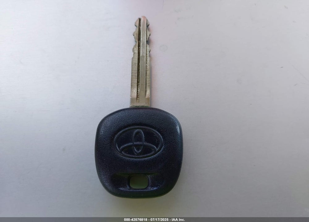 2012 TOYOTA SIENNA LE V6 8 PASSENGER VIN: 5TDKK3DC7CS236218