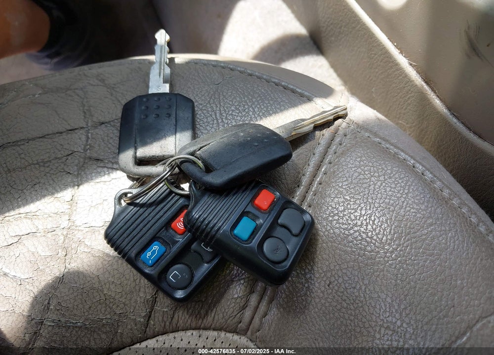 2004 MERCURY MOUNTAINEER VIN: 4M2ZU86K24UJ00614