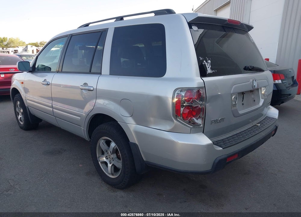2008 HONDA PILOT VIN: 5FNYF18588B031842