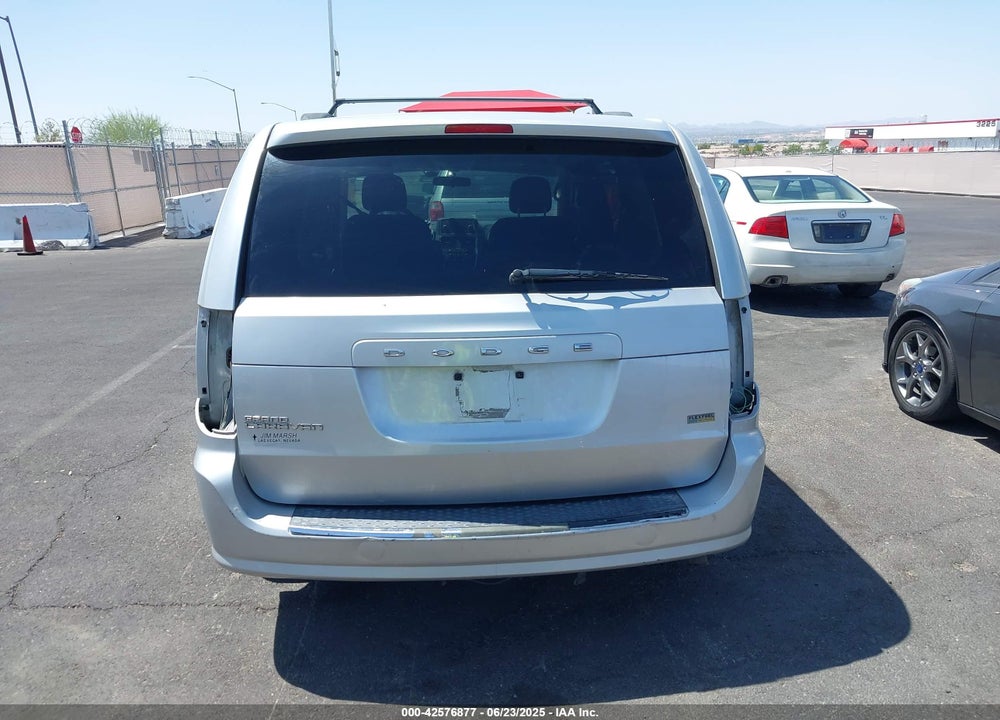2012 DODGE GRAND CARAVAN VIN: 2C4RDGCG3CR284375