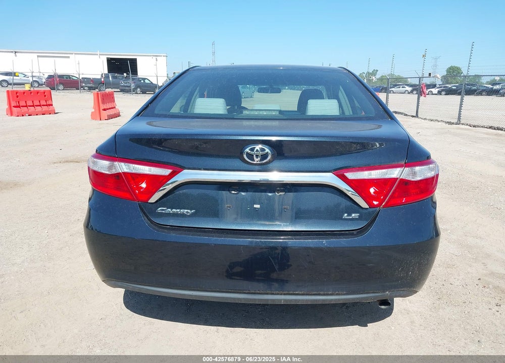 2015 TOYOTA CAMRY VIN: 4T1BF1FK7FU105220