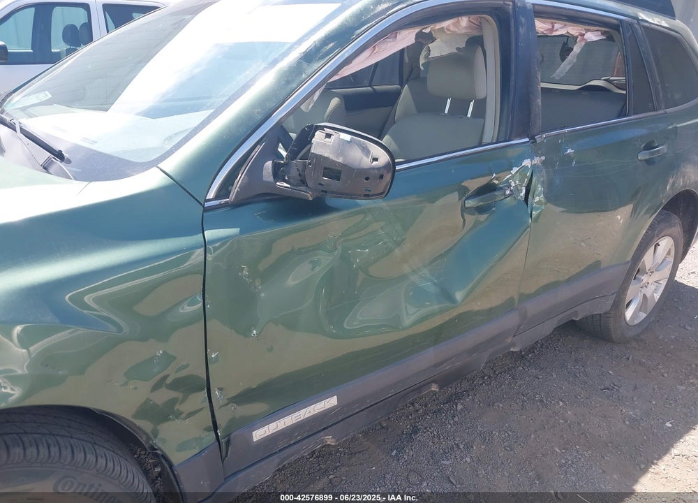 2011 SUBARU OUTBACK VIN: 4S4BRCGCXB3333500