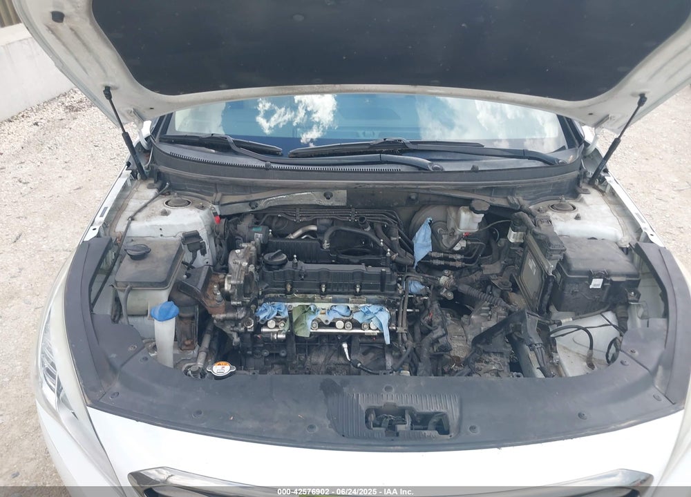 2015 HYUNDAI SONATA LIMITED VIN: 5NPE34AF4FH172731