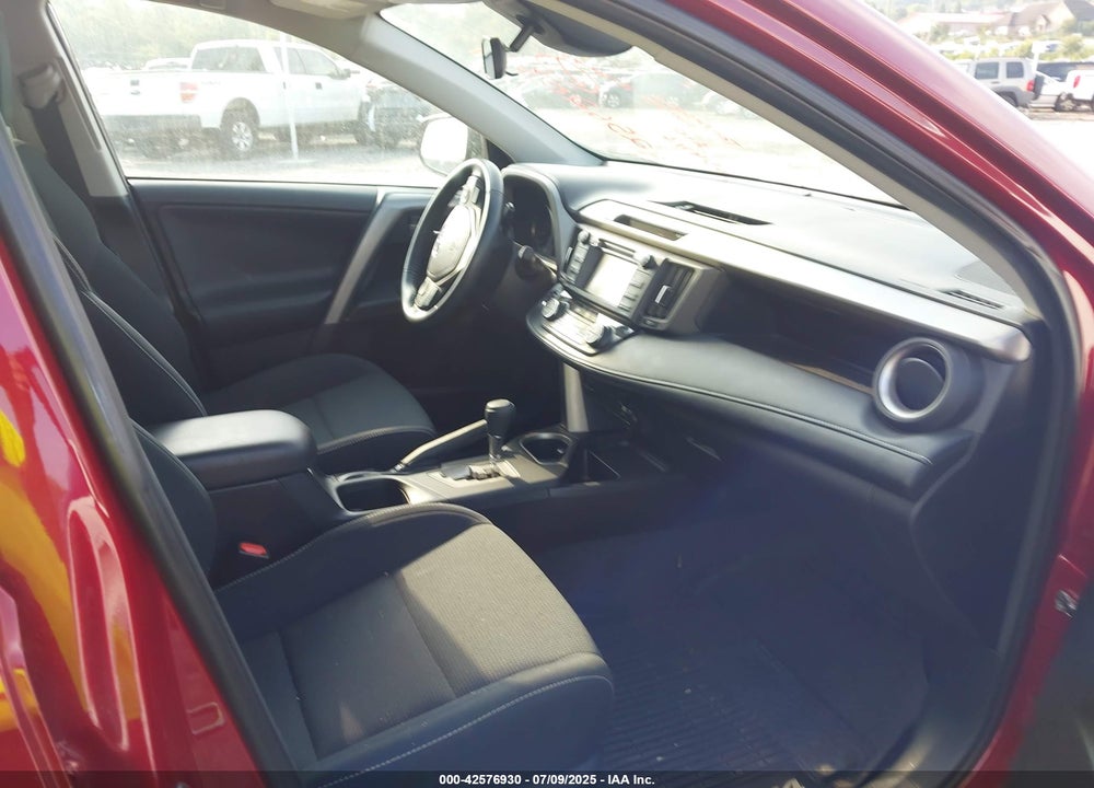 2018 TOYOTA RAV4 VIN: 2T3RFREV2JW763262