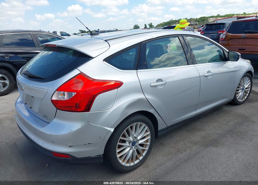2012 FORD FOCUS VIN: 1FAHP3M21CL373780