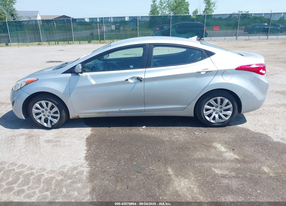 2013 HYUNDAI ELANTRA VIN: 5NPDH4AEXDH156616