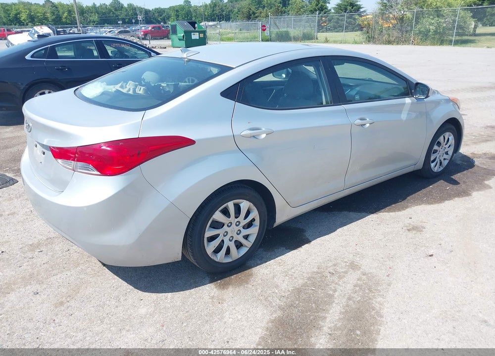 2013 HYUNDAI ELANTRA VIN: 5NPDH4AEXDH156616