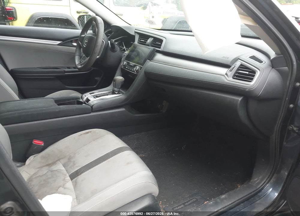 2017 HONDA CIVIC VIN: 2HGFC2F79HH551893