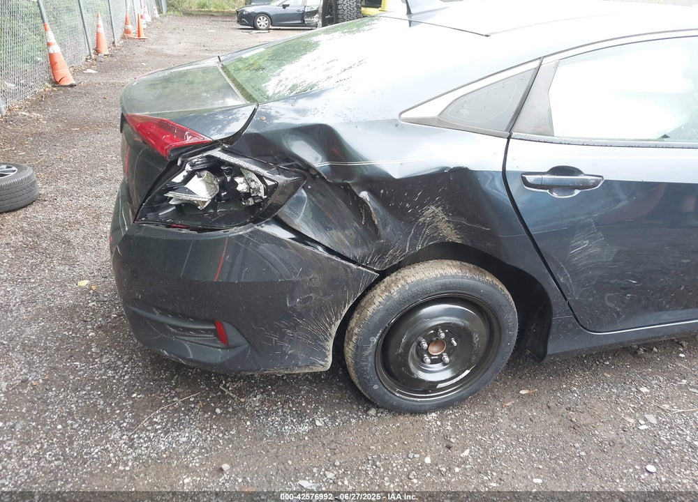 2017 HONDA CIVIC VIN: 2HGFC2F79HH551893