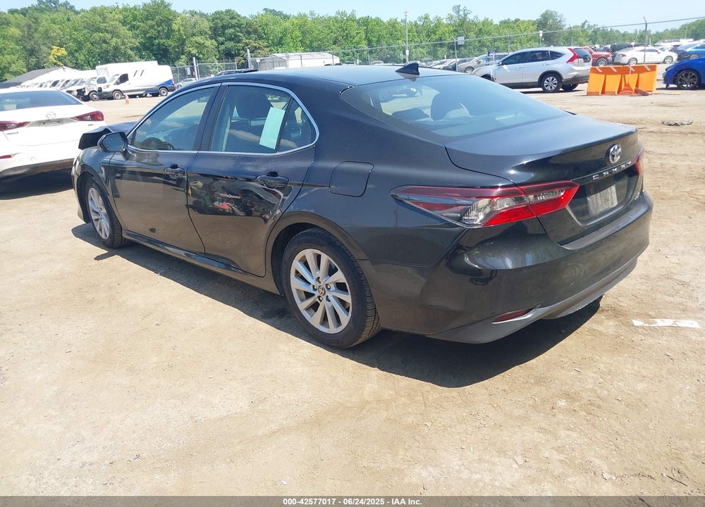 2022 TOYOTA CAMRY VIN: 4T1C11AK1NU647776