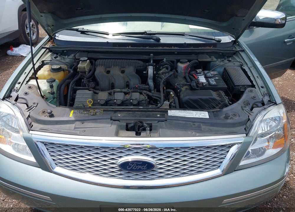 2005 FORD FIVE HUNDRED LIMITED VIN: 1FAFP25135G184101