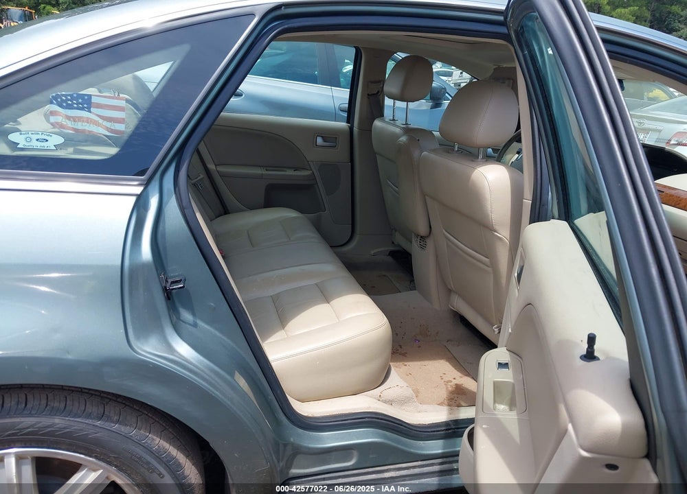 2005 FORD FIVE HUNDRED LIMITED VIN: 1FAFP25135G184101