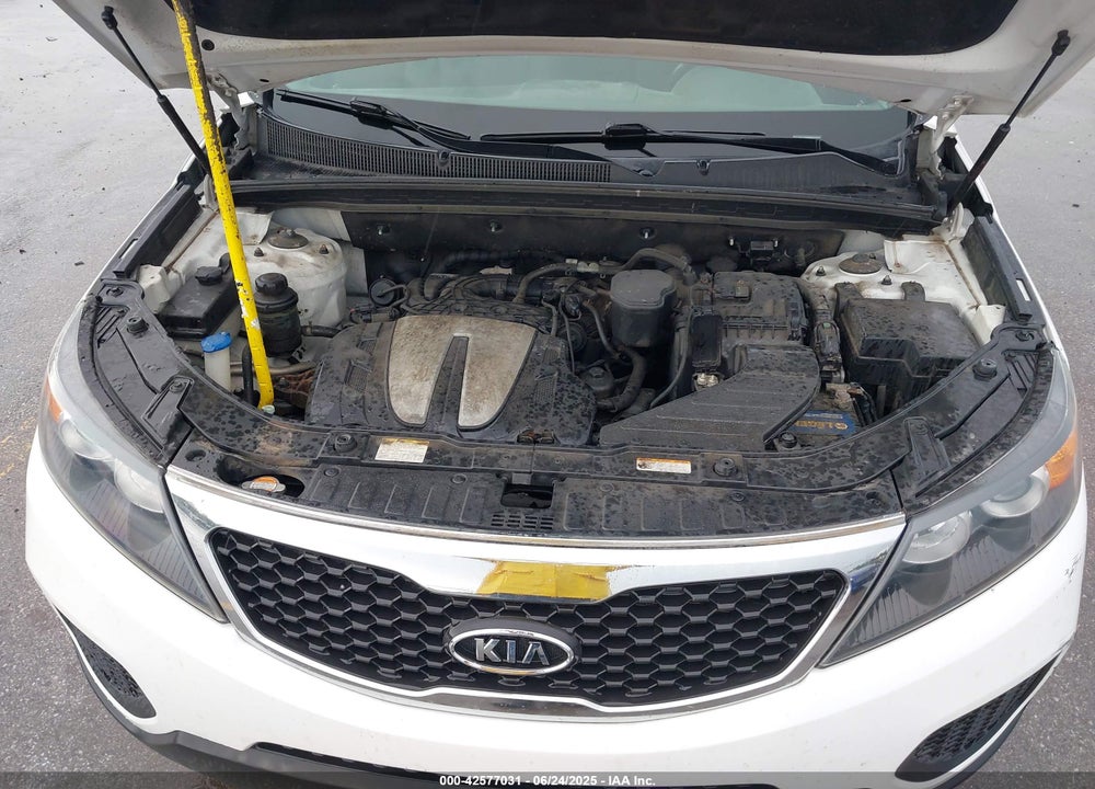 2013 KIA SORENTO VIN: 5XYKTDA24DG315293