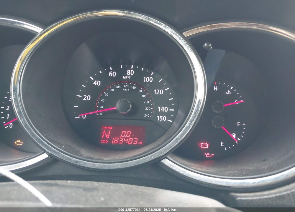 2013 KIA SORENTO VIN: 5XYKTDA24DG315293