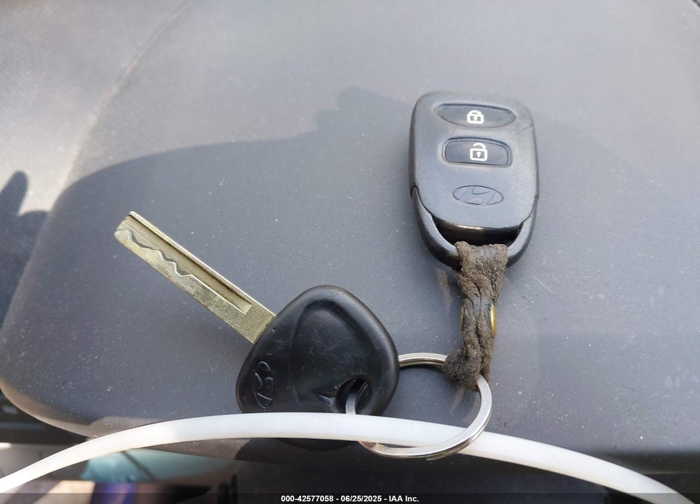 2013 HYUNDAI ACCENT VIN: KMHCT4AE9DU500111