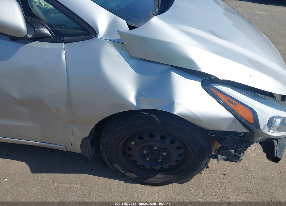 2018 KIA FORTE VIN: 3KPFK4A79JE225081
