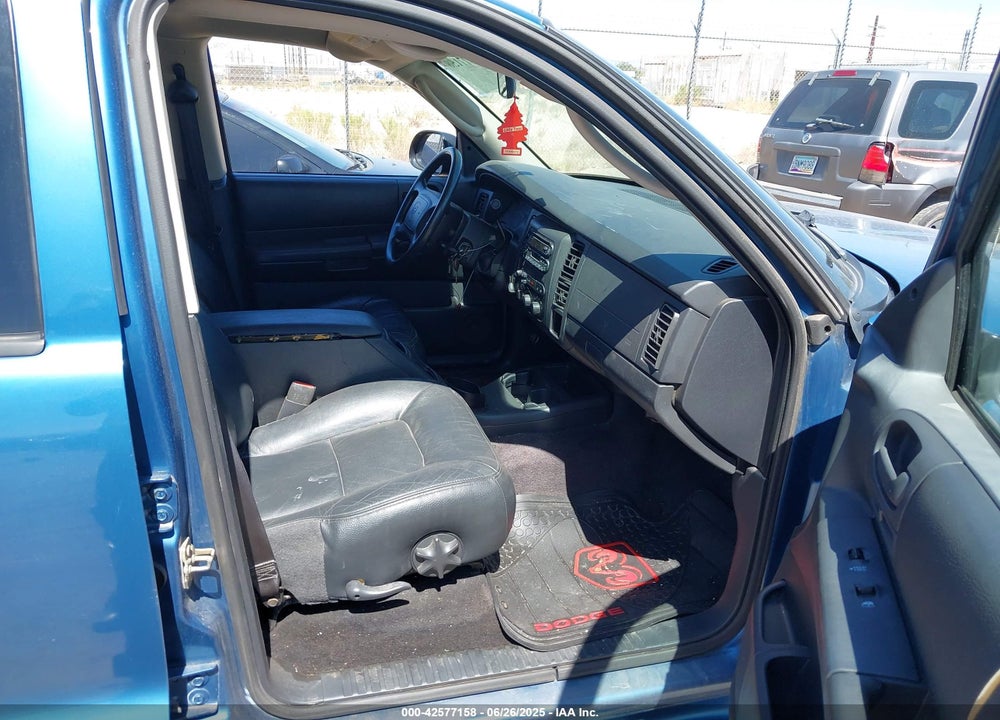 2003 DODGE DURANGO SLT VIN: 1D4HS48N13F509930